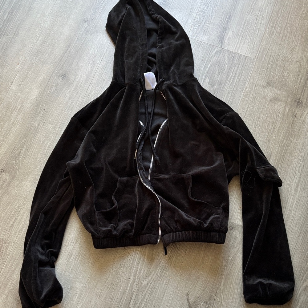 No Boundaries Black Velour Zip-Up Hoodie Jacket